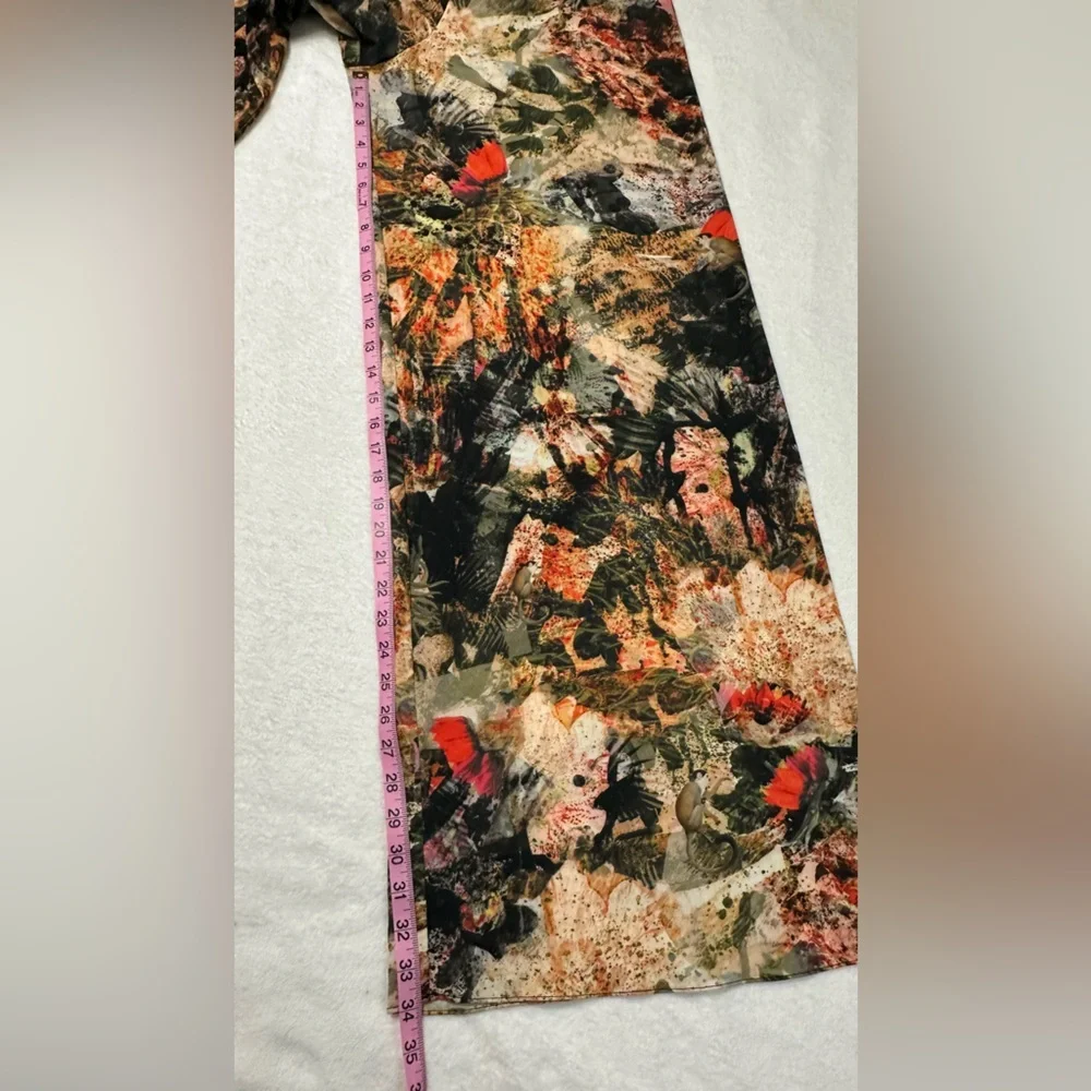 Alice + Olivia Floral Print Wide Leg Peasant Pants With back Zipper in Size 8 - Picture 10 of 16